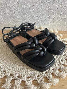 Anthropologie Vicenza Black Faux Leather Maui Puffy Ankle Wrap Sandals